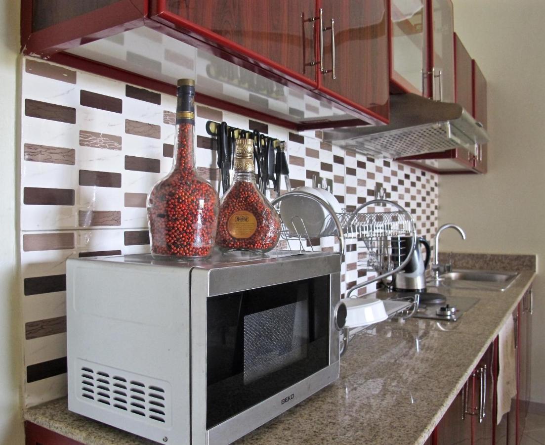 Mackinnon Suites Kampala Extérieur photo