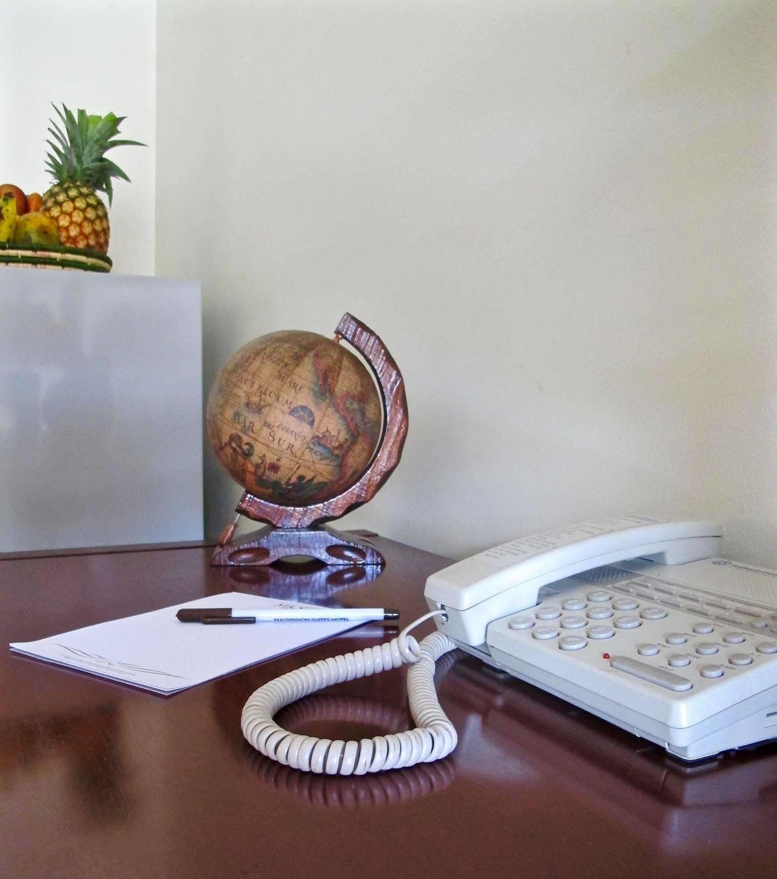 Mackinnon Suites Kampala Extérieur photo